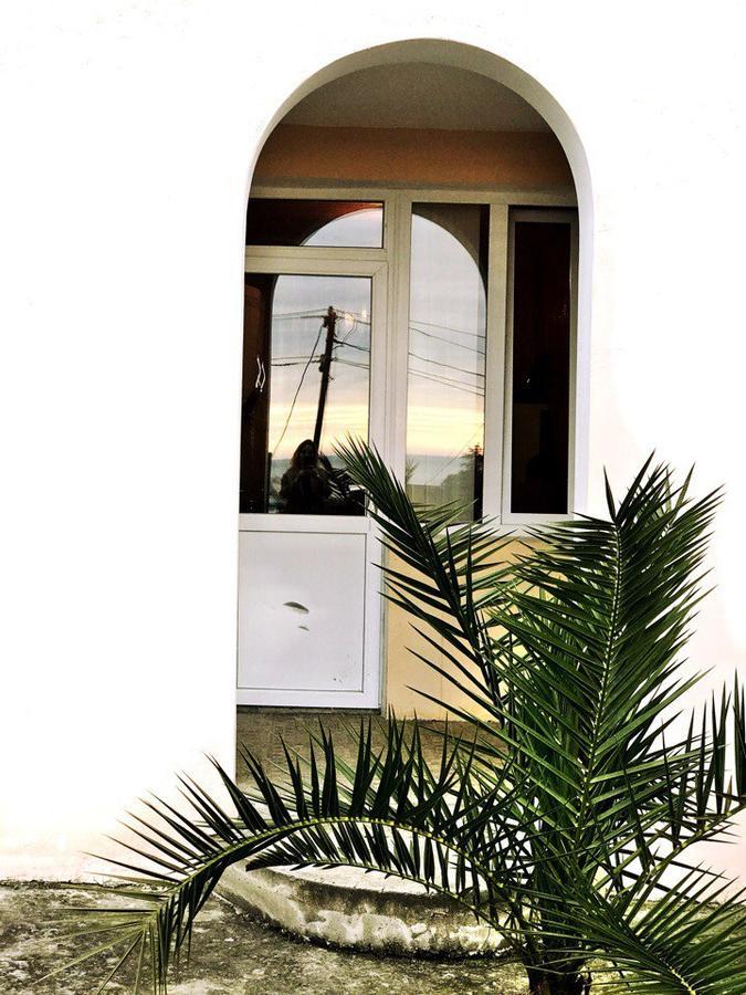 Sunset Guest House Gagra Exterior photo